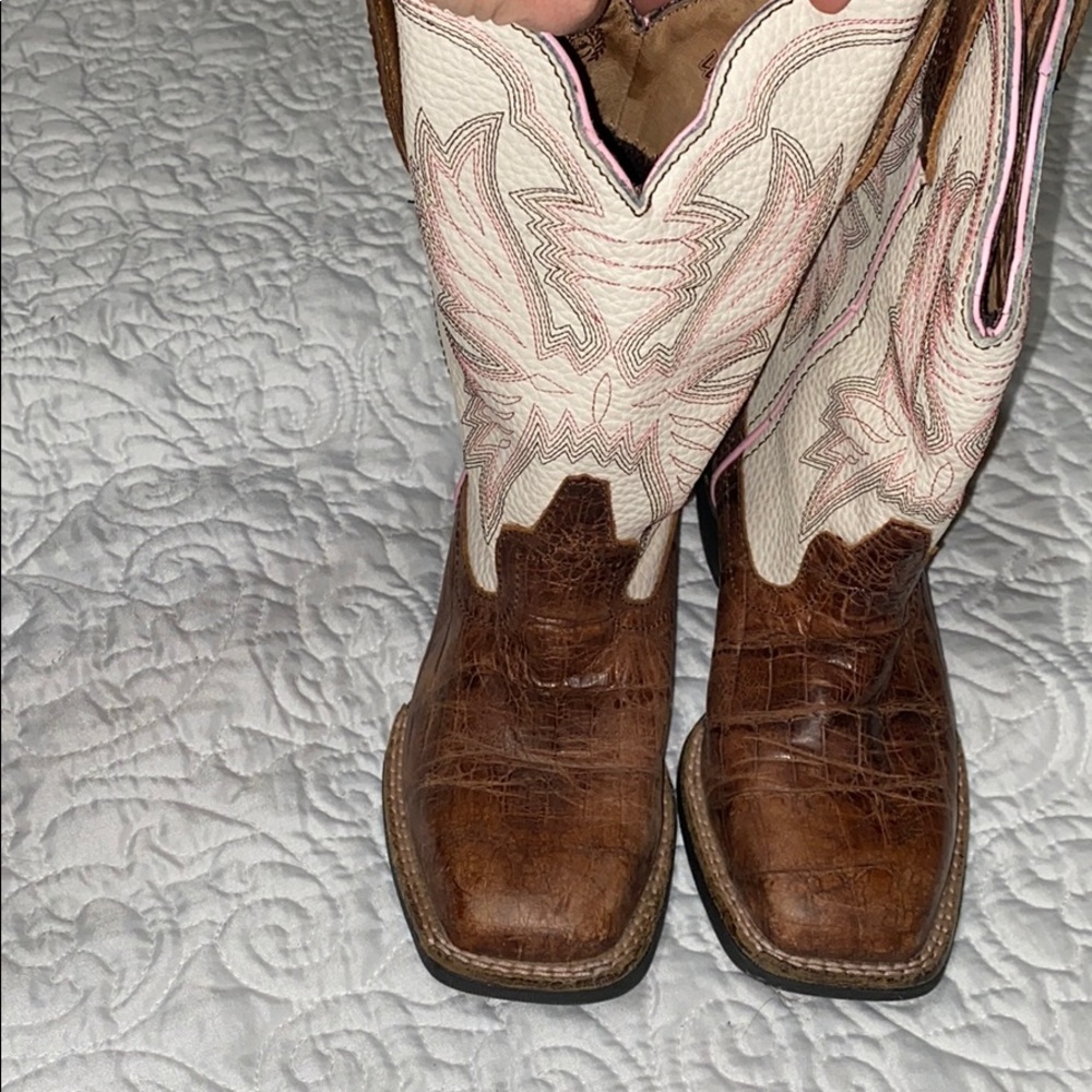 Girls Cinch cowgirl boots